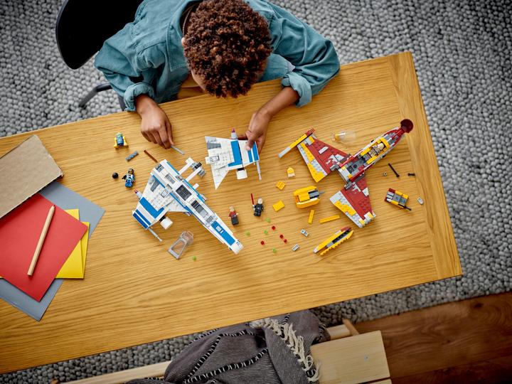 Image du produit LEGO New Republic E-Wing vs. Shin Hatis Starfighter (75364, LEGO Star Wars)