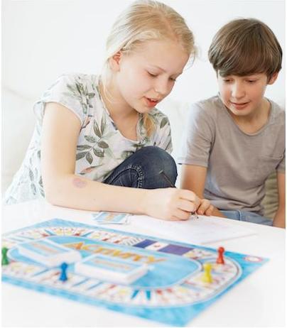 Produktbild Piatnik Activity Junior (Deutsch)