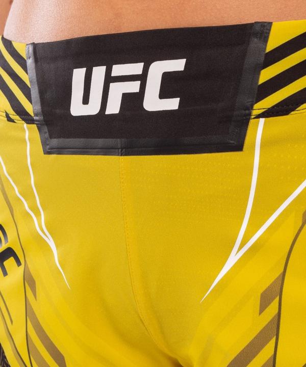 Image du produit Venum Fightshort Femme UFC Authentic Fight Night - Coupe Courte (L)