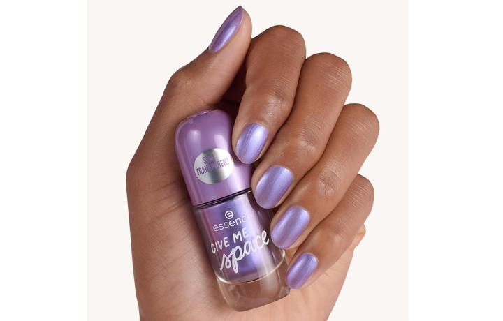 Actual product image essence Gel Nail Colour 66 GIVE ME space (Violet, Gel-Effect Nail Polish)