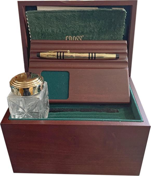Actual product image Cross Fountain pen nib (Black, Brown)