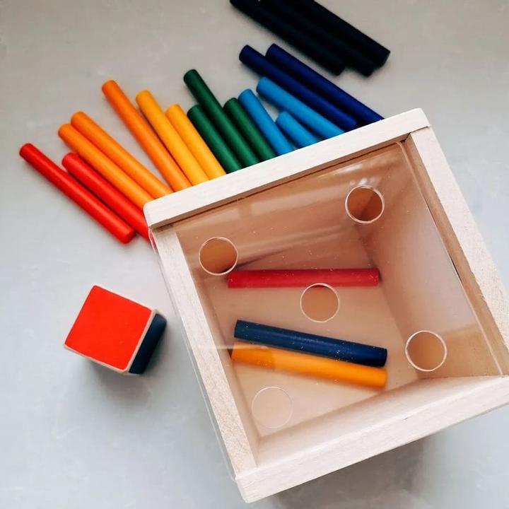 Produktbild Activity Board Waldorf Sorter Holz, Spielzeug, farbige Holzstäbchen