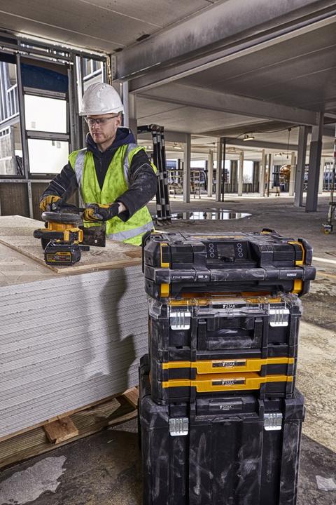 Image du produit DeWalt DWST181078QW Batterie et radio secteur (FM, DAB, Bluetooth)