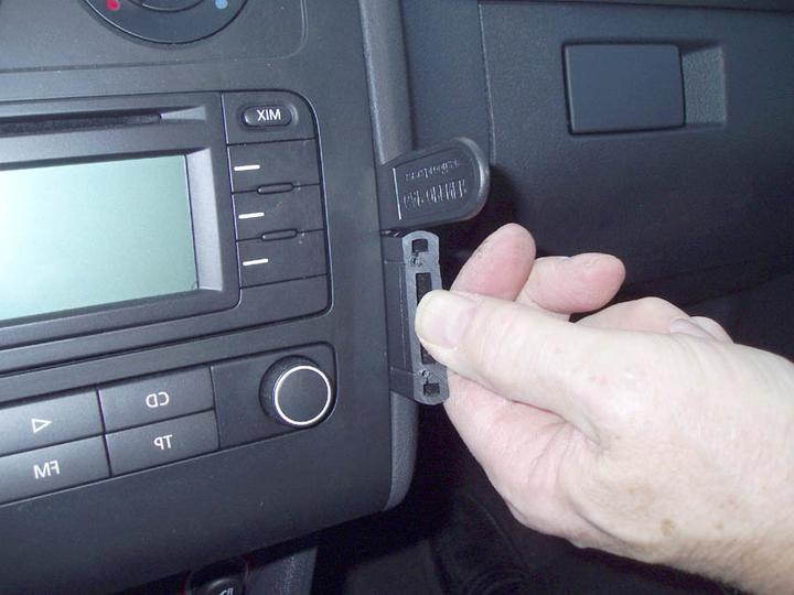 Produktbild Brodit 853417 Autohalterung Volkswagen Touran