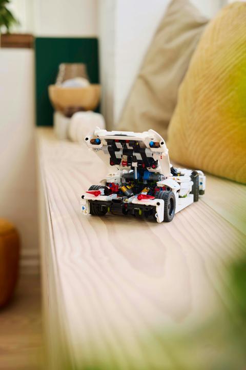 Immagine prodotto LEGO Koenigsegg Jesko Absolut (42184, LEGO Technic)