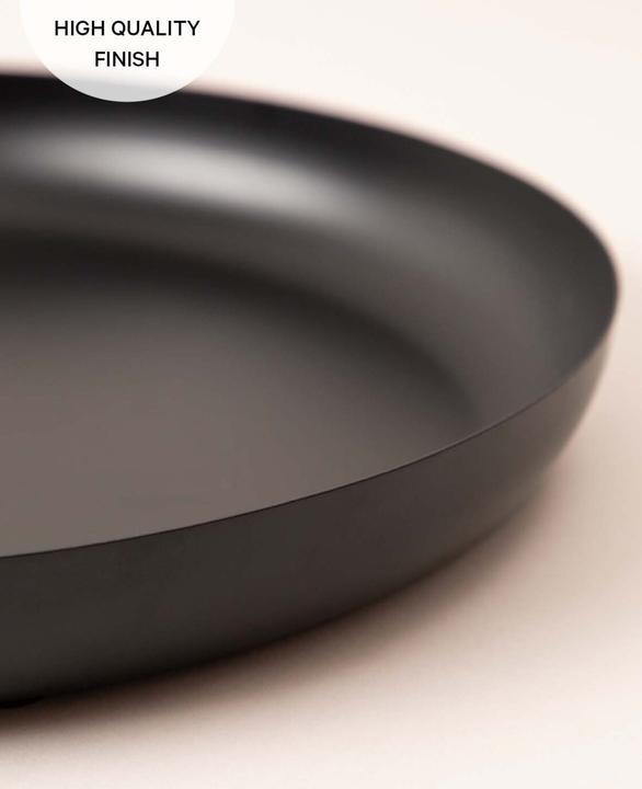 Immagine prodotto Esmée Vassoio da portata rotondo / vassoio decorativo in metallo nero, Ø 30,5 cm