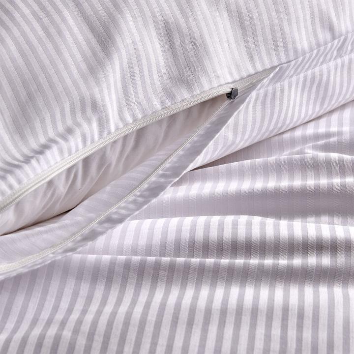 Actual product image Traumschlaf Clara (Bedding set, 140 x 200 cm, 70 x 90 cm)