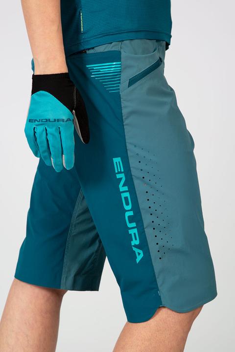 Actual product image Endura Ladies SingleTrack Lite Shorts (XL)