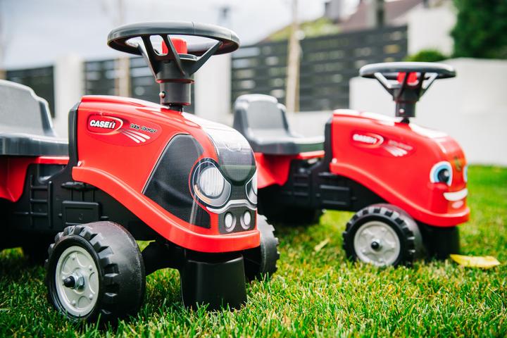 Produktbild Falk Toys Rutschfahrzeug Tret-Traktor mit Anhänger