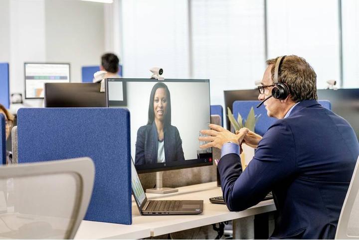 Produktbild Poly Voyager 4320 UC (Kabellos, USB-C)