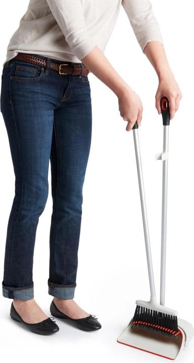 Actual product image OXO Long handle sweeping set (1 pcs.)