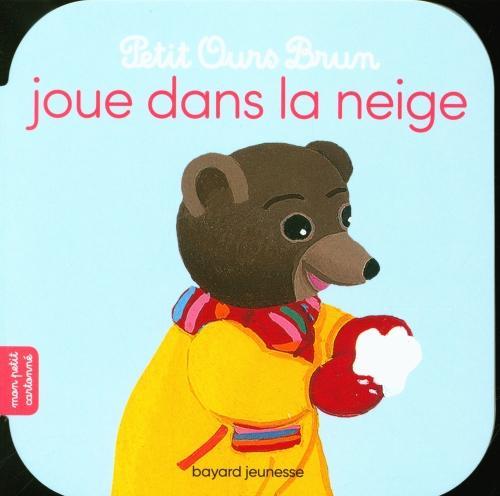 Produktbild Bayard Jeunesse Petit Ours Brun joue dans la neige (Französisch, Bour Danièle, Aubinais Marie, 2020)