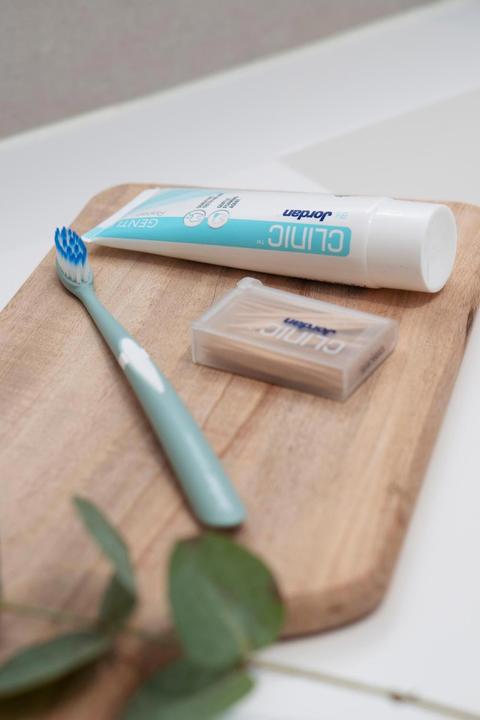 Actual product image Jordan* Clinic Gum Pector Toothbrush Soft (Soft, 1 x)