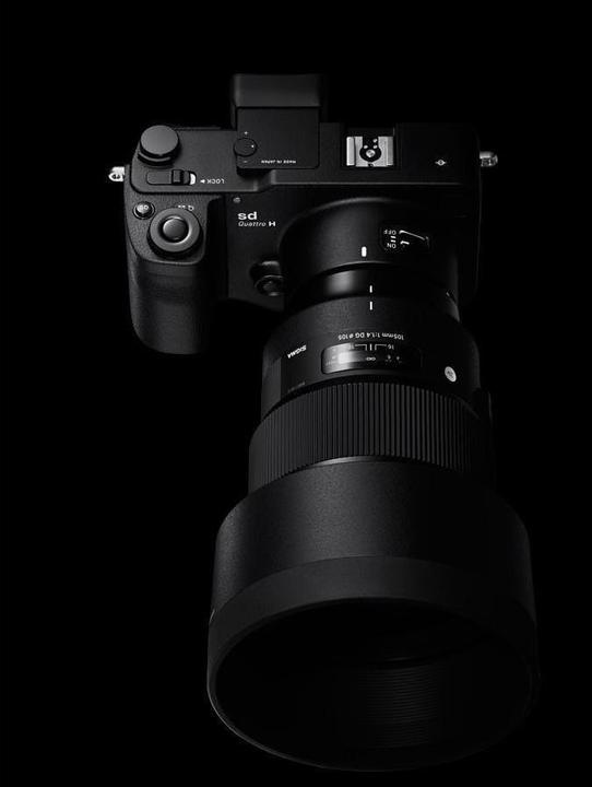 Actual product image Sigma 105mm f/1.4 DG HSM ART, Sony E (Sony E, APS-C / DX, full size)