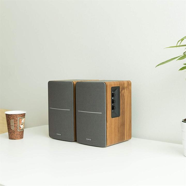 Actual product image Edifier R1280T (1 pair, 21 W)