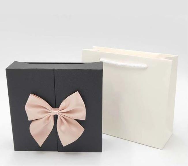 Immagine prodotto MU Style Scatola regalo Serie Frame con rose (15,5x15x5,3 cm) (Scatola da regalo, 1 x)