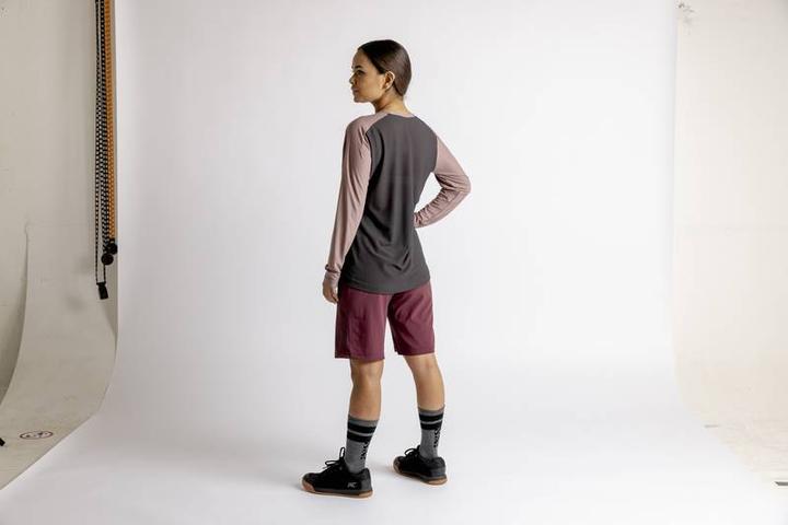 Produktbild iXS Women"s Flow XTG long Sleeve Henley (42)