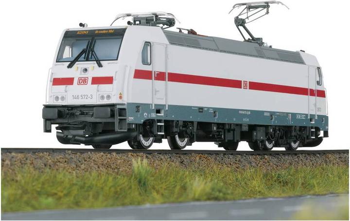 Trix H0 Locomotives (Track VI)
