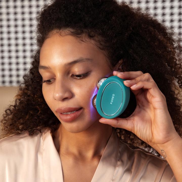 Actual product image Foreo Modern microcurrent device