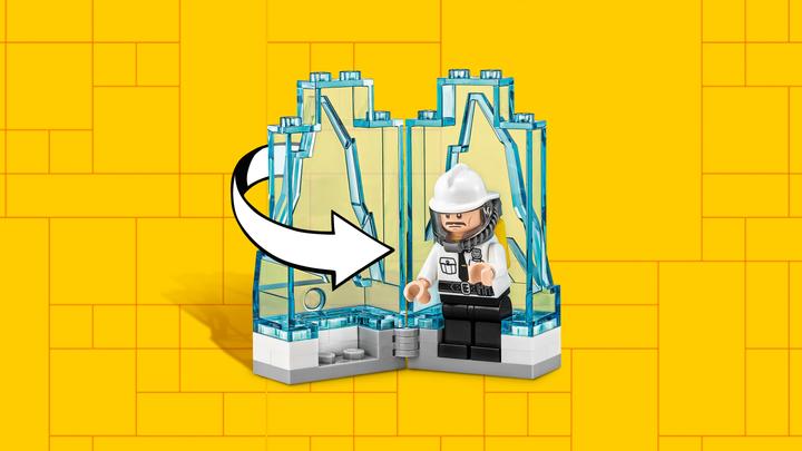 Actual product image LEGO Batman Movie Mr. Freeze Ice Attack (70901, LEGO DC)