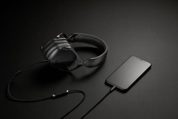 Actual product image V-Moda Crossfade M-100 Master (NC, Cable)