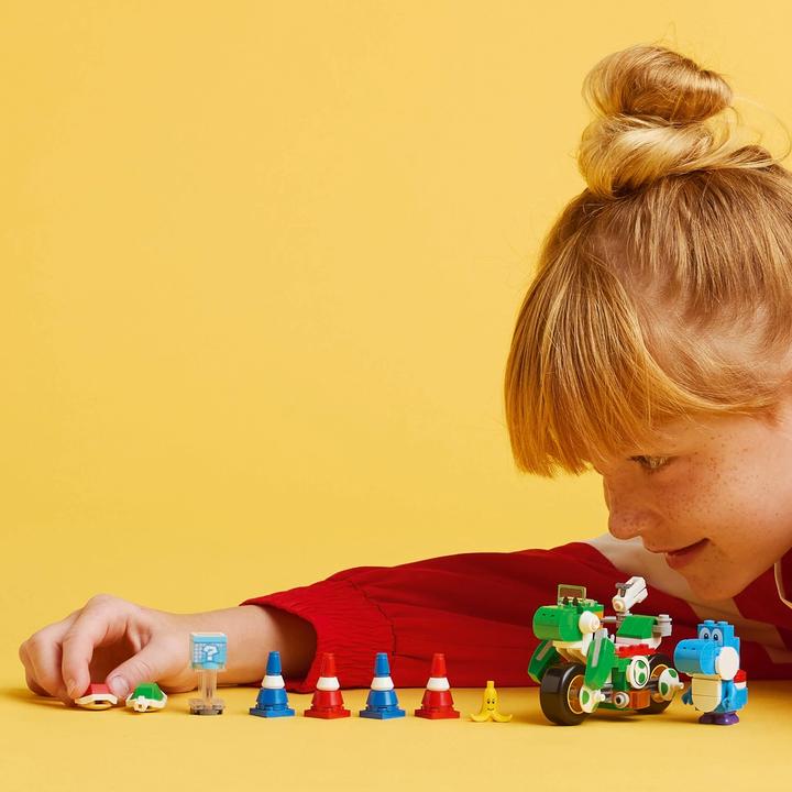 Actual product image LEGO Mario Kart - Yoshi bike (72031, LEGO Super Mario)