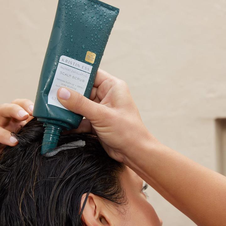 Image du produit Kristin Ess Hair Gommage exfoliant instantané pour le cuir chevelu (200 ml)