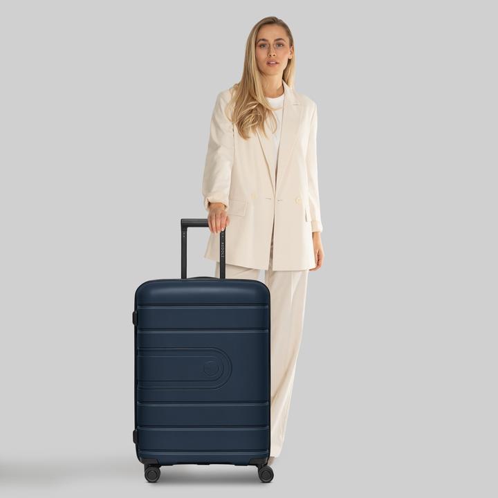 Produktbild Redolz Essentials 11 4 Rollen Trolley 66 cm mit Dehnfalte (80 l, L (90 - 115l))