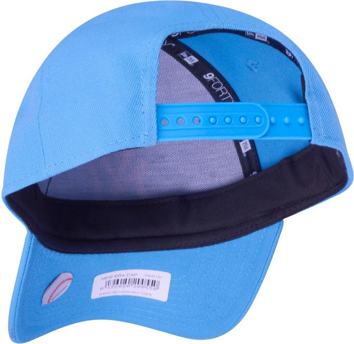 Actual product image New Era 9Forty Snapback Trucker Cap - New York Yankees sky