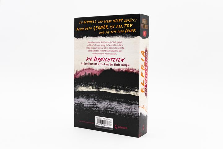 Immagine prodotto Eleria (Band 3) - Die Vernichteten (Tedesco, Ursula Poznanski, Libri Loewe per ragazzi, 2022)