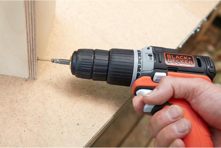 Actual product image Black & Decker BDCHD12S1XJ (Rechargeable battery operated)