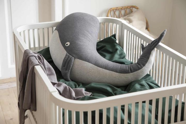 Image du produit Sebra Coussin d'allaitement, Marion la baleine (77 cm)
