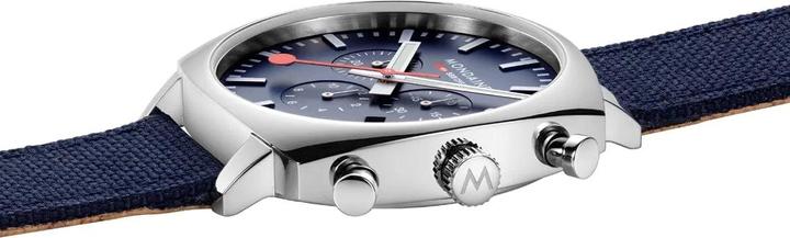 Actual product image Mondaine Grand Cushion (Chronograph, 41 mm)