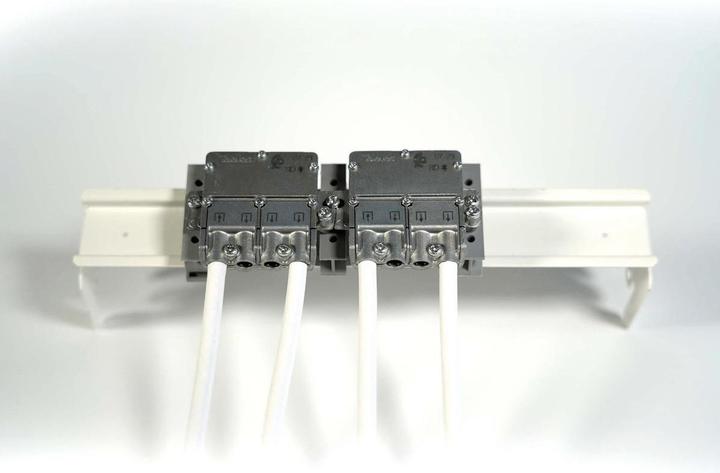 Immagine prodotto Televes 543603 Sdoppiatore o combinatore di cavi Sdoppiatore di cavi in acciaio inox (8.50 dB, Collettori e ramificazioni)