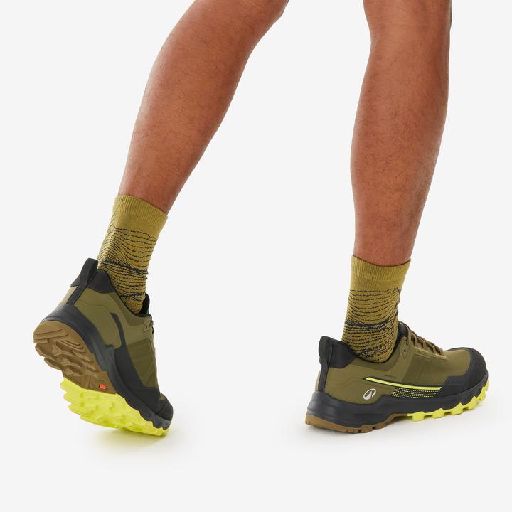 Actual product image Quechua Wandersocken hoch 2 Paar - Hike 500 Trendy khaki/grau (39, 42)