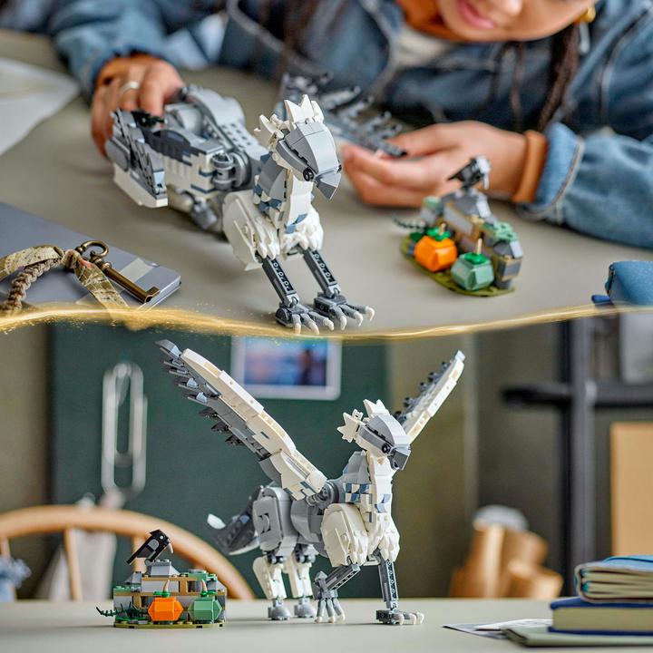 Actual product image LEGO 76427 Hippogriff Buckbeak (76427, LEGO Harry Potter)