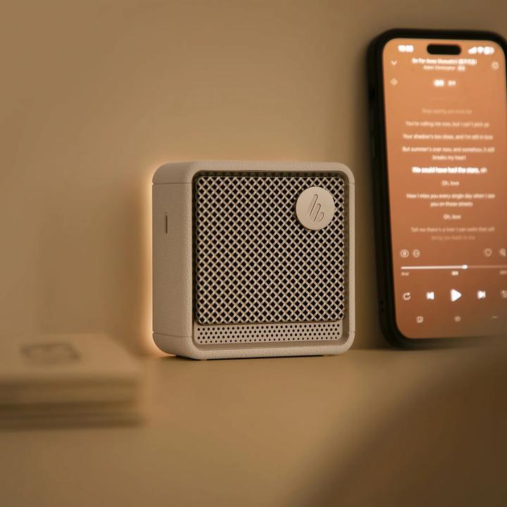 Actual product image Edifier ES20 Bluetooth Speaker (beige) (15 h)