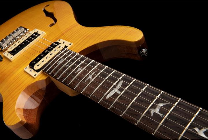 Actual product image PRS SE Custom 22 Semi-Hollow - Santana Yellow (Electric guitar, Maple, Mahogany, Rosewood)