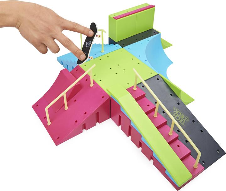 Actual product image NoName Tech Deck Neon Mega Ramp