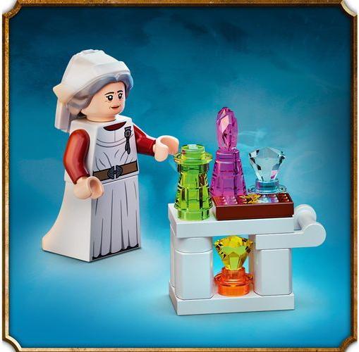 Produktbild LEGO Hogwarts Krankenflügel (76398, LEGO Harry Potter)