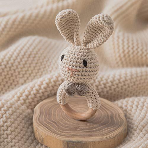 Produktbild Activity Board Gehäkelte Babyrassel Häkeln Holz Greifling Baby Rassel Geschenk zur Geburt Handmade