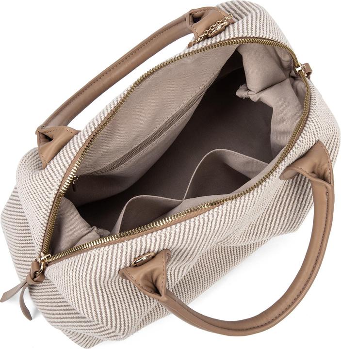 Actual product image Diana & Co 749-1Pt