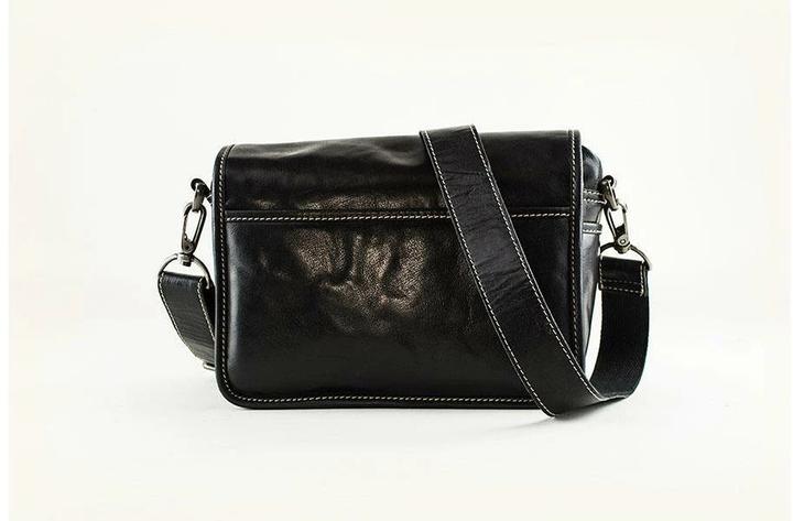 Actual product image Alpenleder Camera bag press (Camera shoulder bag, 10.09 l)