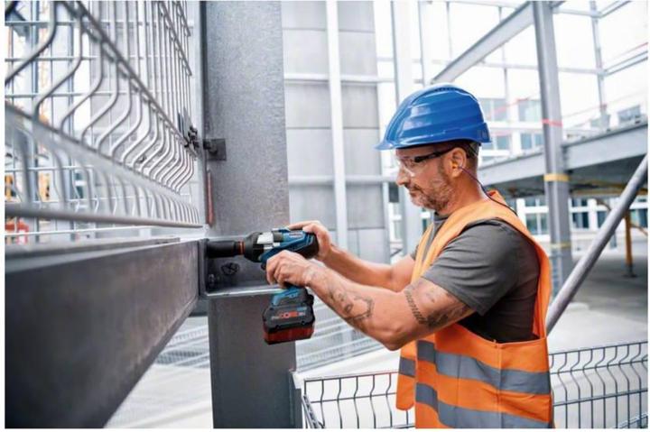 Image du produit Bosch Professional Visseuse à chocs sans fil GDS 18V-1050 H, 2 batteries ProCORE18V 5.5Ah, chargeur, L-BOXX (Fonctionnement sur batterie)