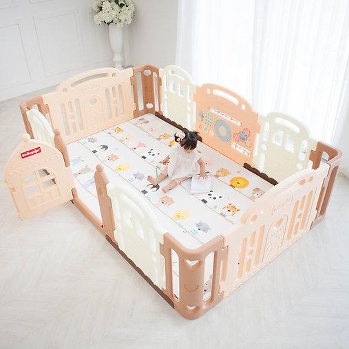 Actual product image Dwinguler Castle (150 cm, 240 cm)