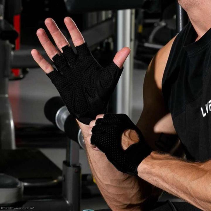Actual product image JTI Fitness gloves, black - M (M)