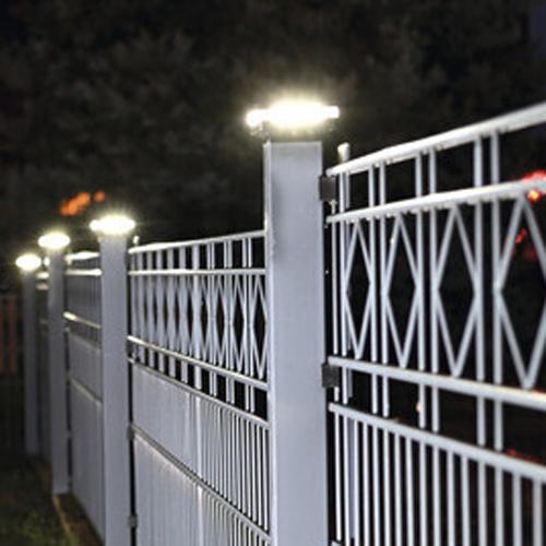 Produktbild Larus LED Solarkappe für Zaunpfosten