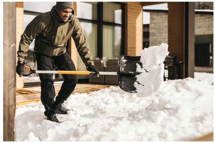 Image du produit Fiskars Déneigeuse XSeries