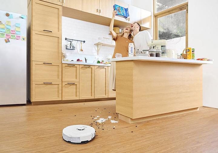 Actual product image Roborock S8 (Vacuum mopping robot)