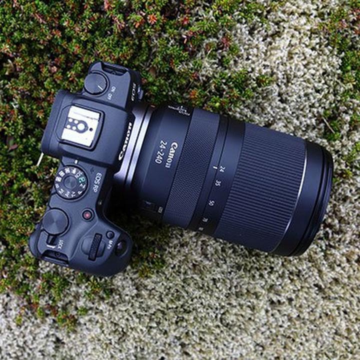 Image du produit Canon EOS RP Kit (24 - 200 mm, 27.10 Mpx, Plein format)